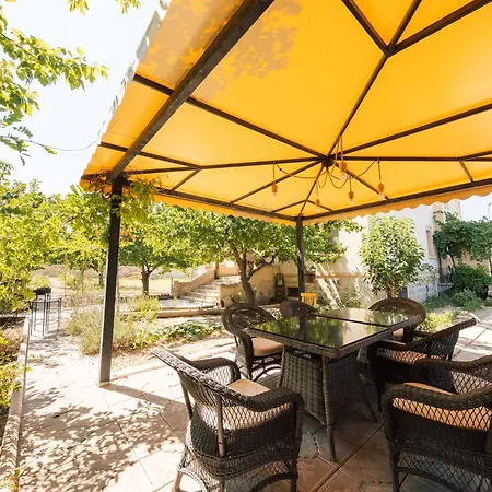 Cappadocia Aishe מלון