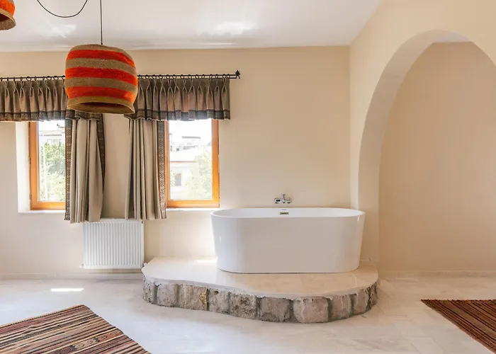 Cappadocia Aishe Goreme